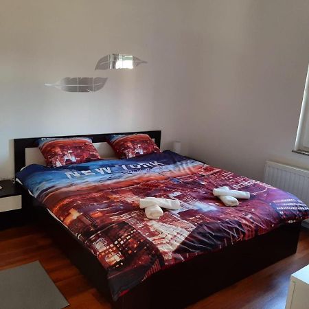 Apartman Eva Zagrebアパートメント エクステリア 写真